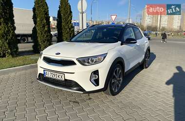 Внедорожник / Кроссовер Kia Stonic 2020 в 