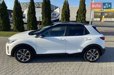 Внедорожник / Кроссовер Kia Stonic 2020 в 