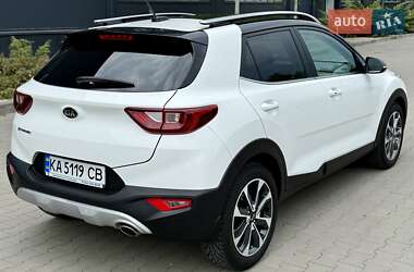 Внедорожник / Кроссовер Kia Stonic 2020 в 