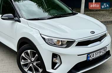 Внедорожник / Кроссовер Kia Stonic 2020 в 