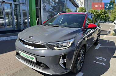 Внедорожник / Кроссовер Kia Stonic 2020 в Киеве