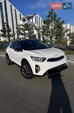Внедорожник / Кроссовер Kia Stonic 2021 в Запорожье