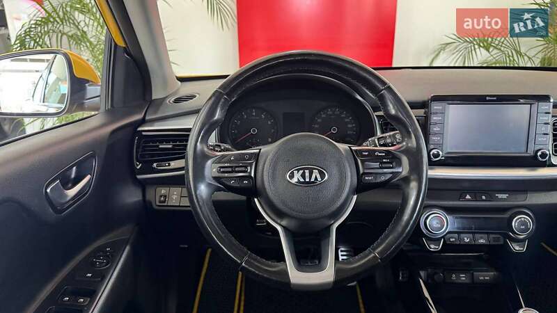Позашляховик / Кросовер Kia Stonic 2018 в Ужгороді