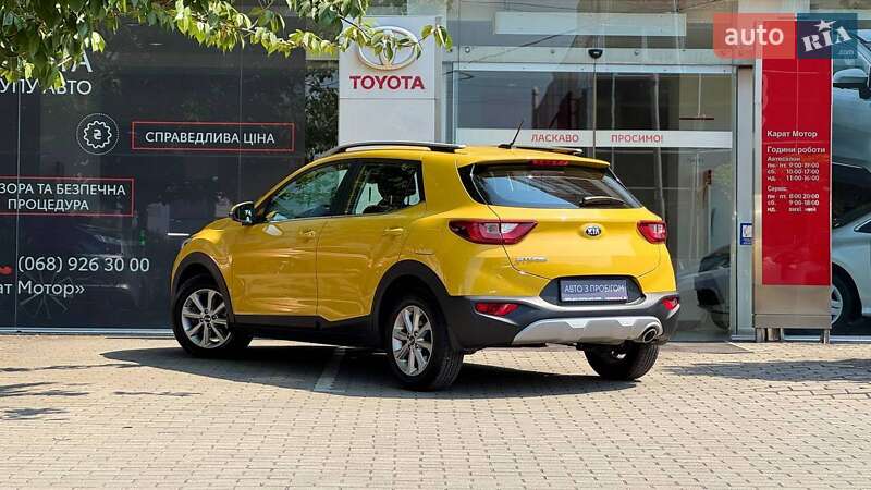 Позашляховик / Кросовер Kia Stonic 2018 в Ужгороді