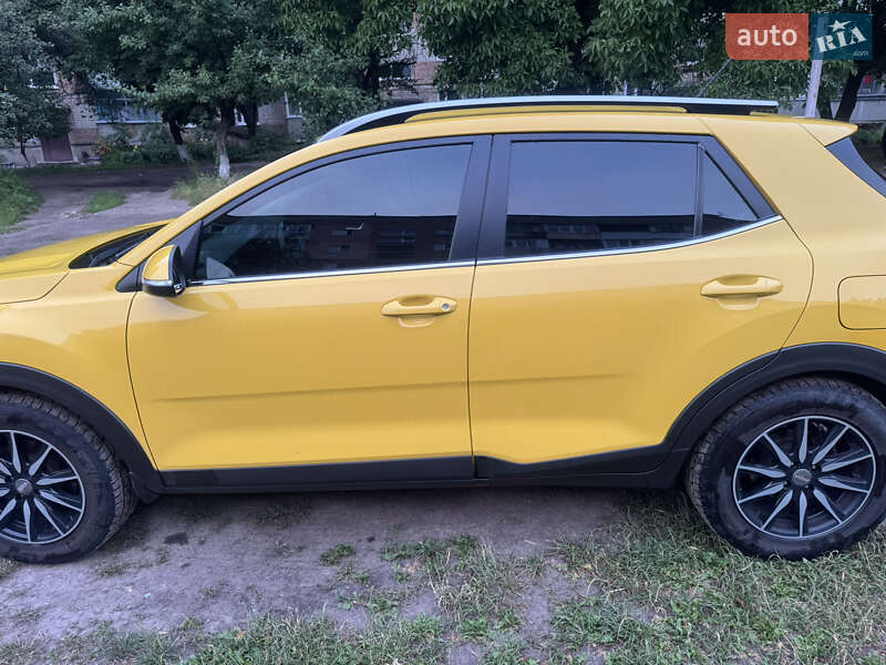 Позашляховик / Кросовер Kia Stonic 2018 в Конотопі