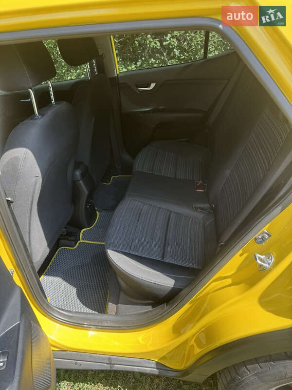 Позашляховик / Кросовер Kia Stonic 2018 в Конотопі