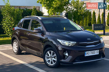 Внедорожник / Кроссовер Kia Stonic 2018 в Мукачево