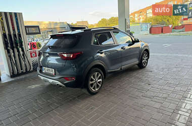 Позашляховик / Кросовер Kia Stonic 2021 в Дніпрі