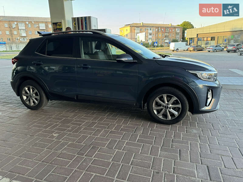 Позашляховик / Кросовер Kia Stonic 2020 в Дніпрі фото 2 Позашляховик / Кросовер Kia Stonic 2020 в Дніпрі