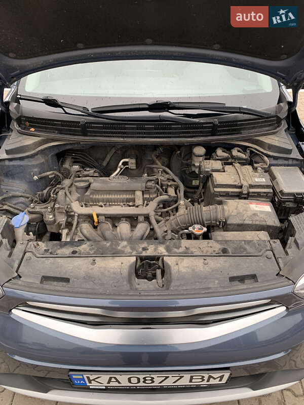 Внедорожник / Кроссовер Kia Stonic 2020 в Киеве фото 27 Внедорожник / Кроссовер Kia Stonic 2020 в Киеве