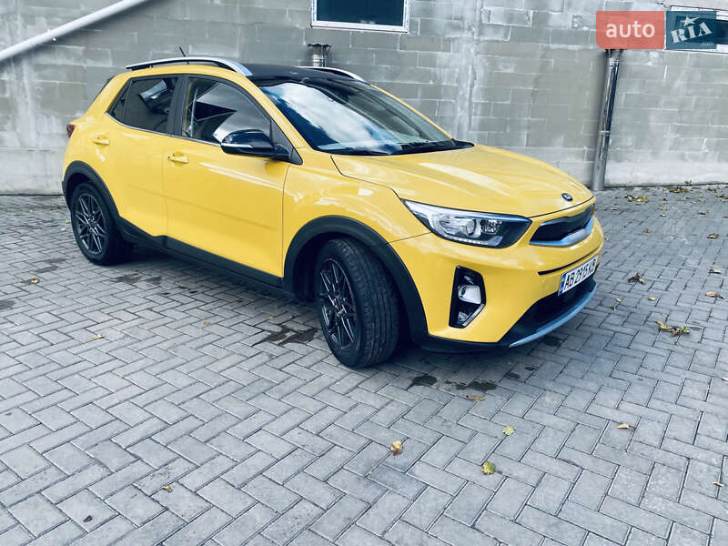 Внедорожник / Кроссовер Kia Stonic 2017 в Виннице фото 4 Внедорожник / Кроссовер Kia Stonic 2017 в Виннице