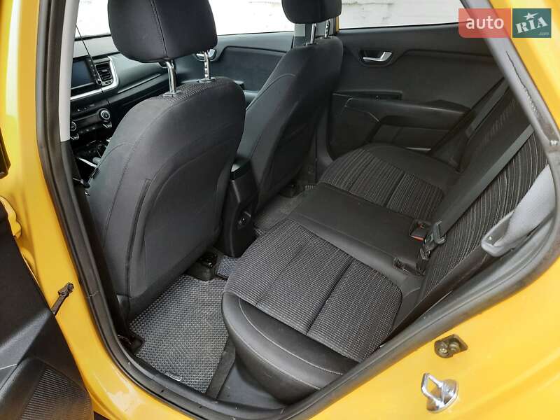 Внедорожник / Кроссовер Kia Stonic 2018 в Черкассах