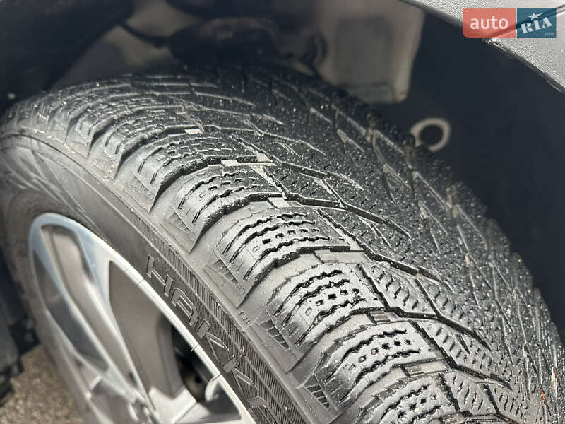 Внедорожник / Кроссовер Kia Stonic 2021 в Киеве