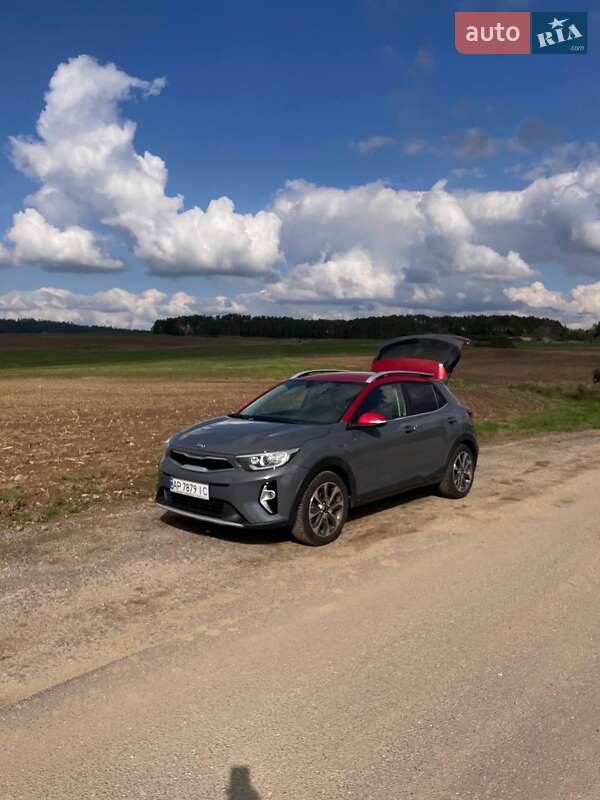 Позашляховик / Кросовер Kia Stonic 2020 в Запоріжжі