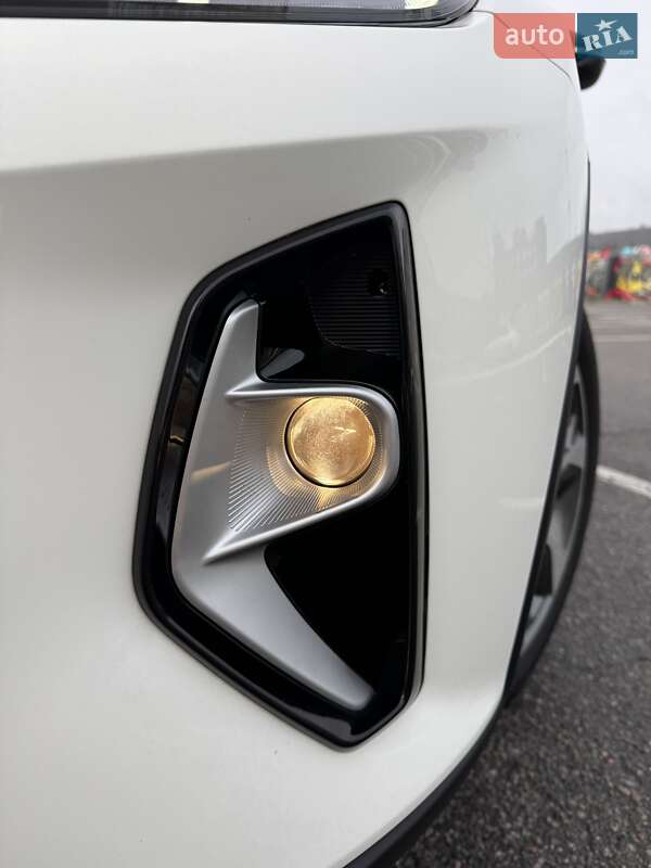 Позашляховик / Кросовер Kia Stonic 2022 в Києві