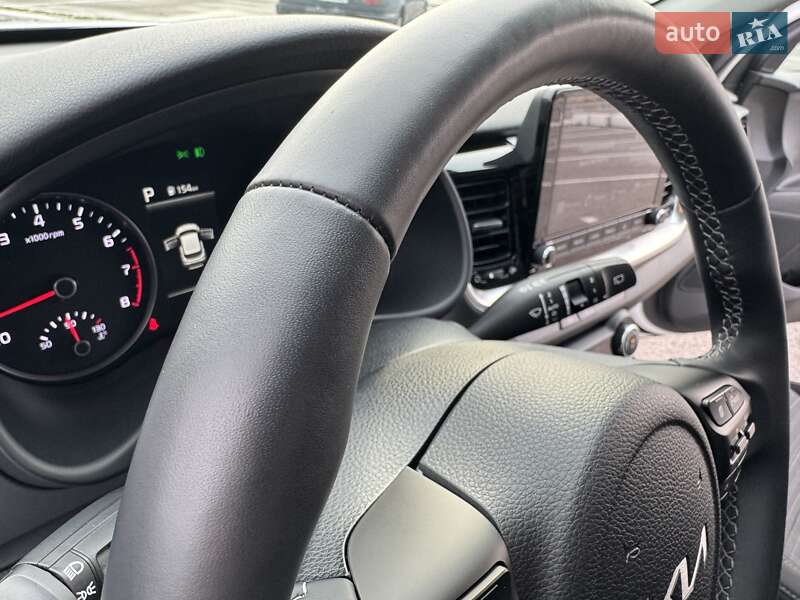 Позашляховик / Кросовер Kia Stonic 2022 в Києві