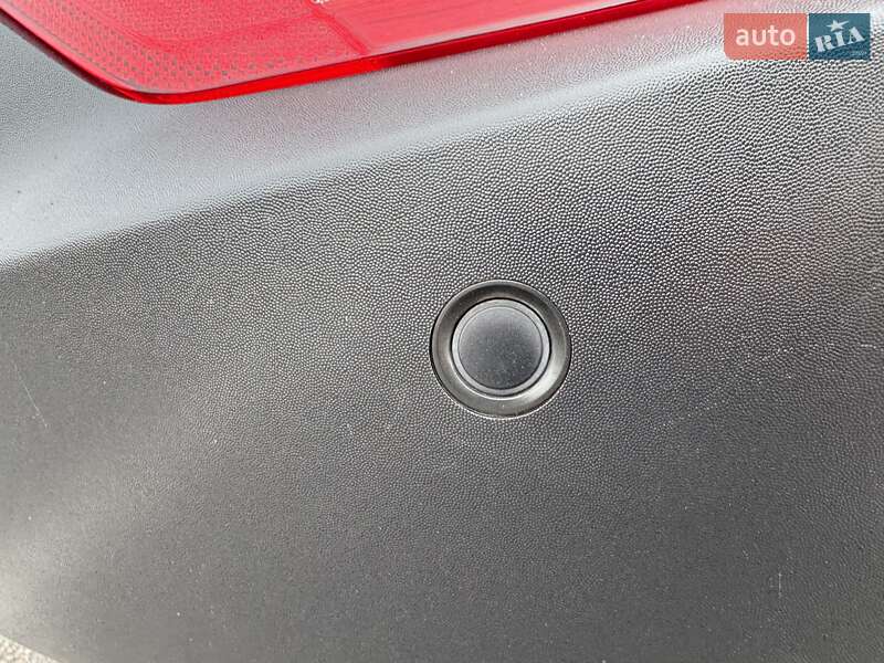 Внедорожник / Кроссовер Kia Stonic 2022 в Киеве