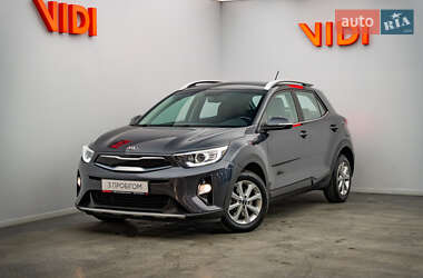 Внедорожник / Кроссовер Kia Stonic 2019 в Киеве