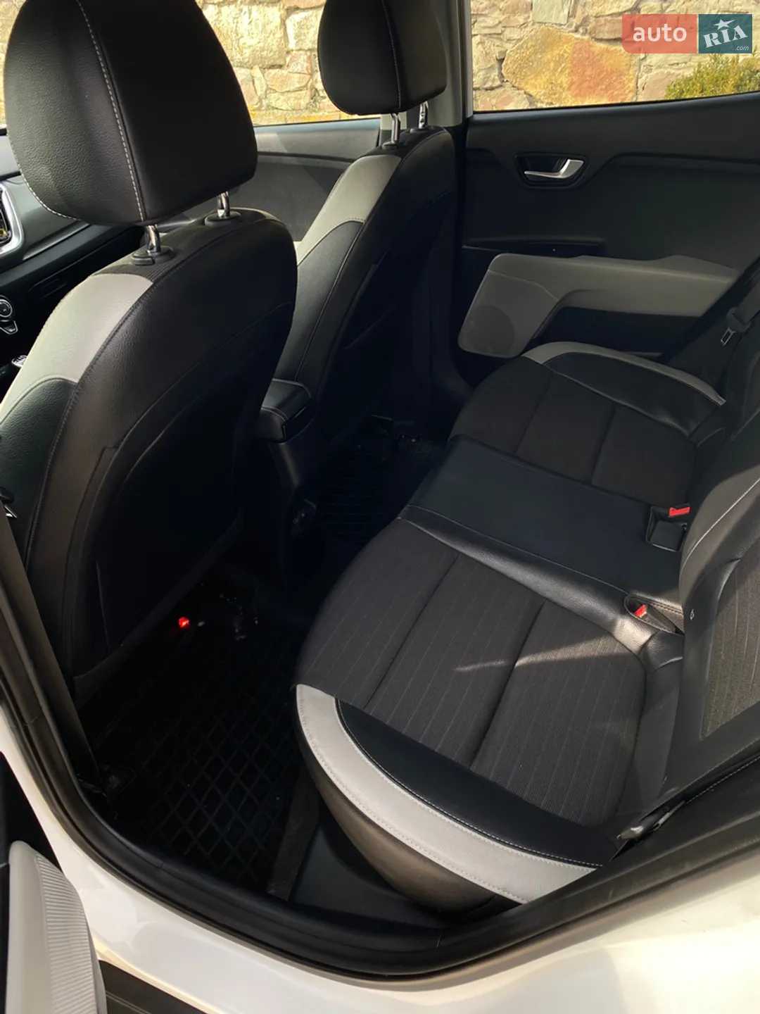 2019 Kia Stonic - мініатюра 64