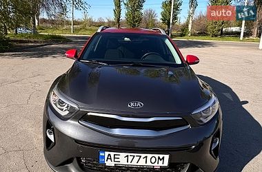 Внедорожник / Кроссовер Kia Stonic 2020 в Кривом Роге