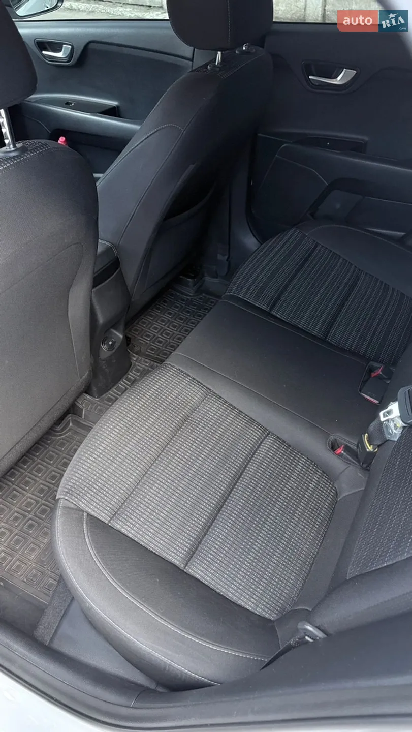 2019 Kia Stonic - мініатюра 12