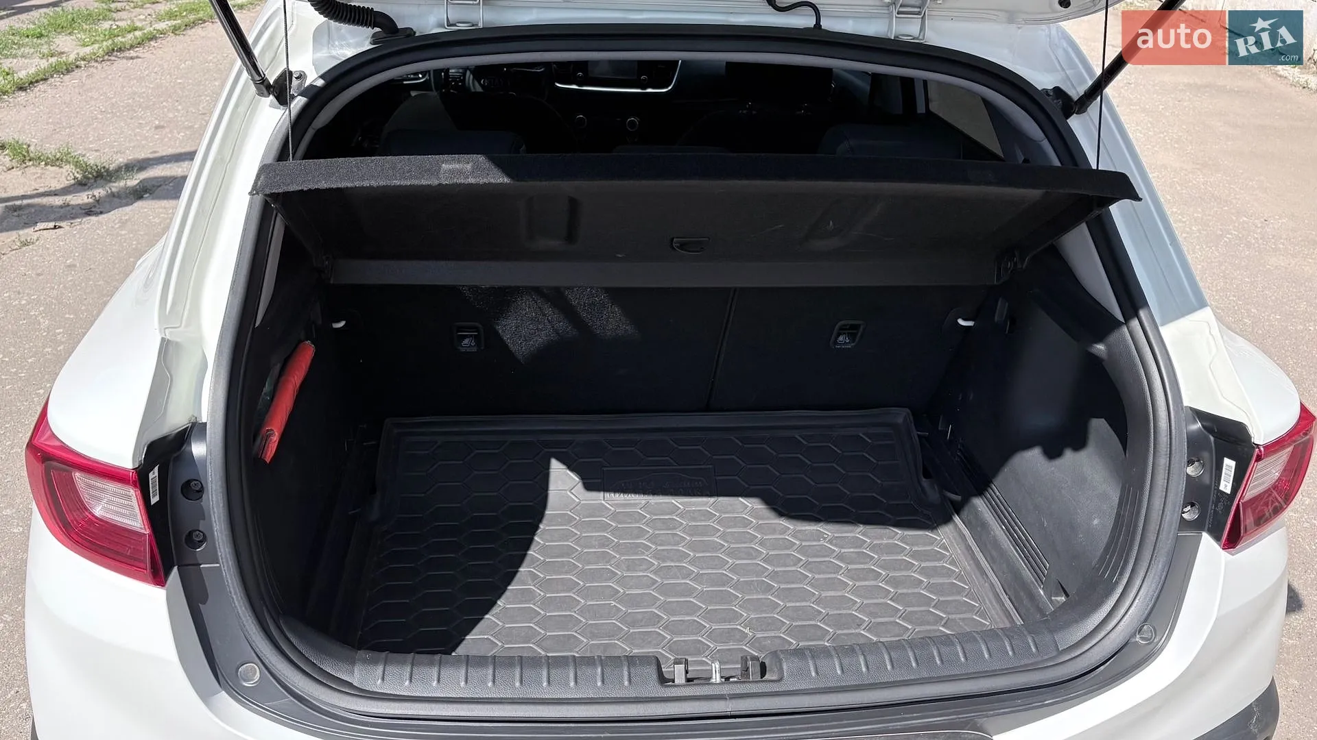 2019 Kia Stonic - мініатюра 13