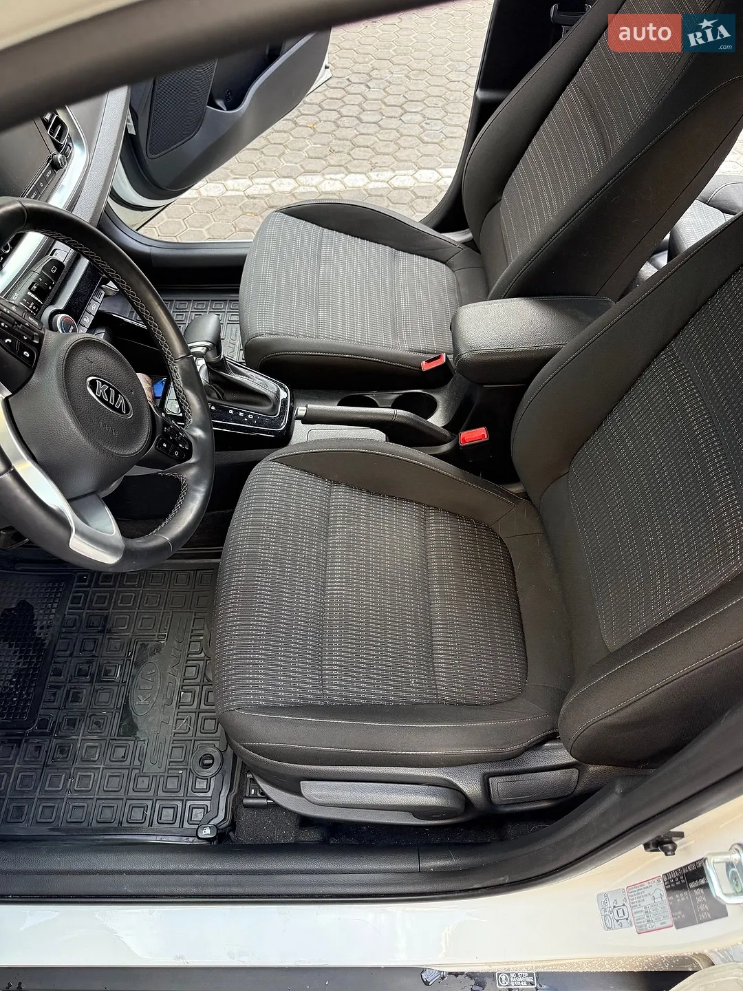2021 Kia Stonic - мініатюра 9