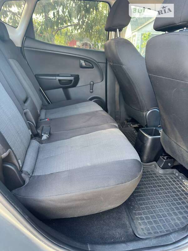 Мікровен Kia Venga 2011 в Києві