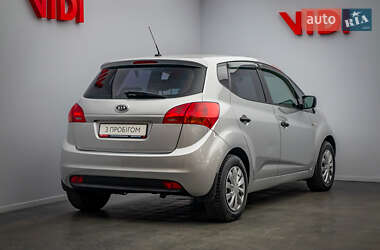 Хэтчбек Kia Venga 2012 в Киеве