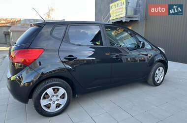 Микровэн Kia Venga 2013 в 