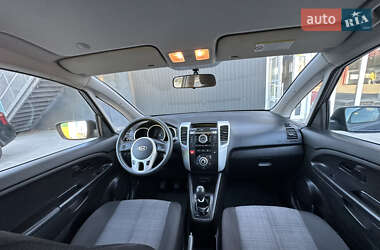 Микровэн Kia Venga 2013 в 