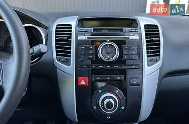 Микровэн Kia Venga 2013 в 