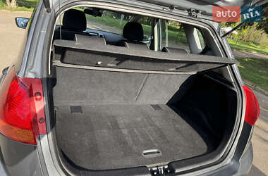 Микровэн Kia Venga 2009 в 