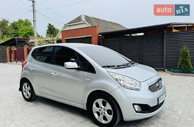 Микровэн Kia Venga 2011 в Ромнах