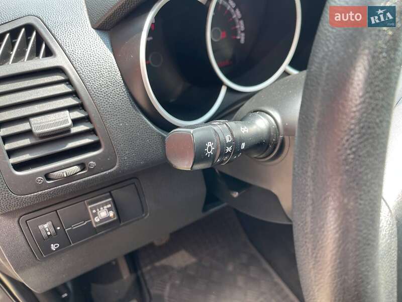 Мікровен Kia Venga 2012 в Києві