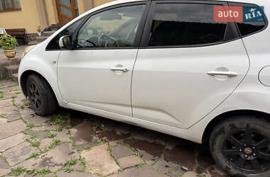 Микровэн Kia Venga 2011 в Чинадиево