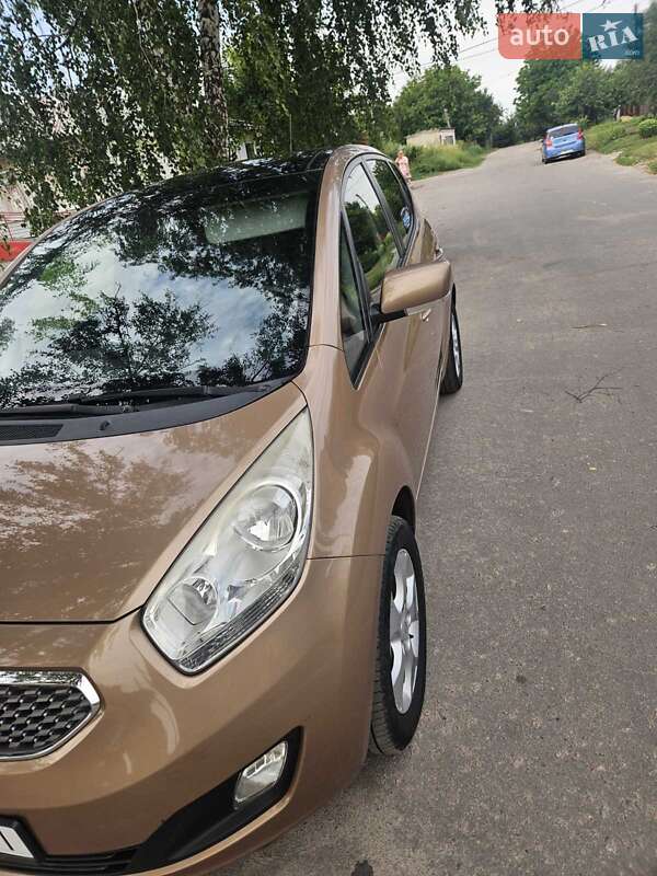 Микровэн Kia Venga 2010 в Сумах