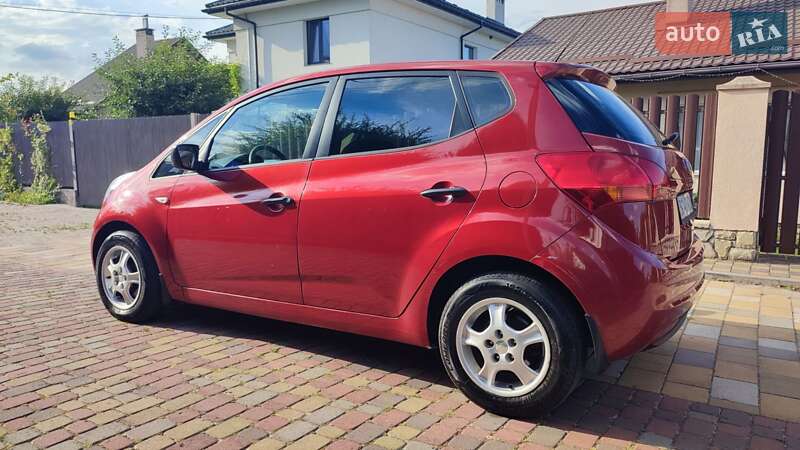 Мікровен Kia Venga 2011 в Львові