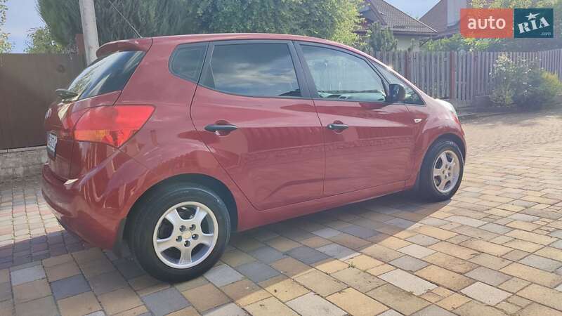 Мікровен Kia Venga 2011 в Львові
