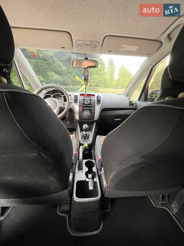 Мікровен Kia Venga 2010 в Чернігові