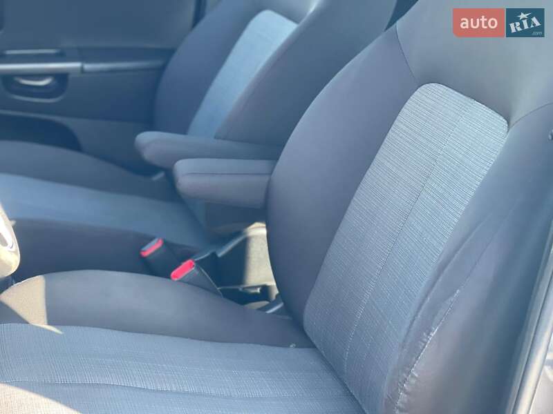 Мікровен Kia Venga 2013 в Ужгороді фото 20 Мікровен Kia Venga 2013 в Ужгороді