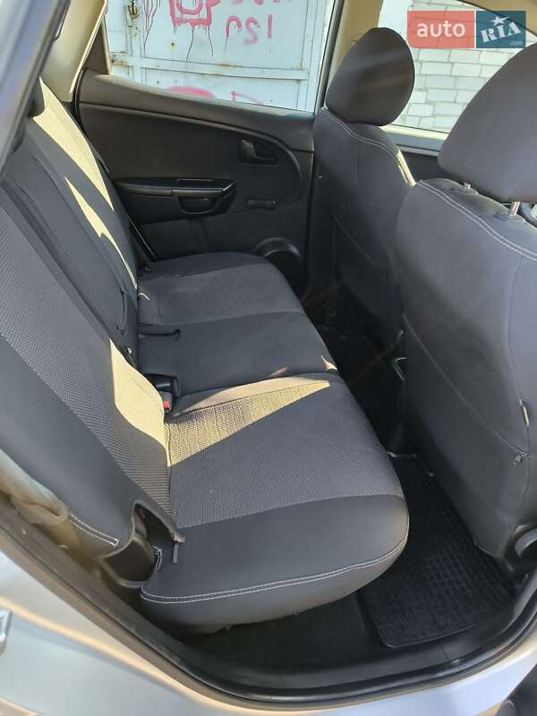 Микровэн Kia Venga 2012 в Днепре фото 2 Микровэн Kia Venga 2012 в Днепре