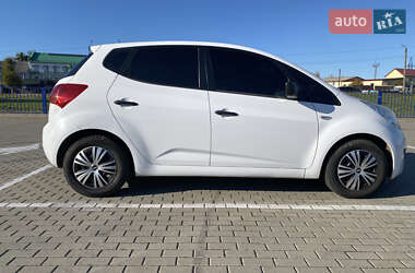 Микровэн Kia Venga 2010 в 