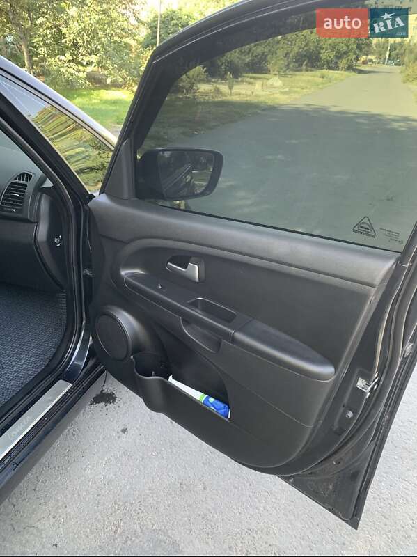 Микровэн Kia Venga 2010 в Николаеве