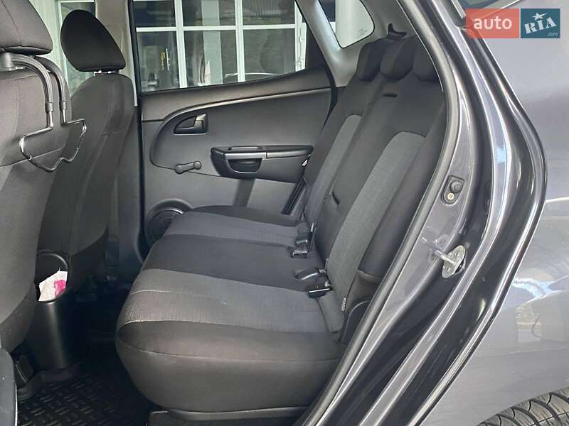 Микровэн Kia Venga 2012 в Николаеве фото 22 Микровэн Kia Venga 2012 в Николаеве