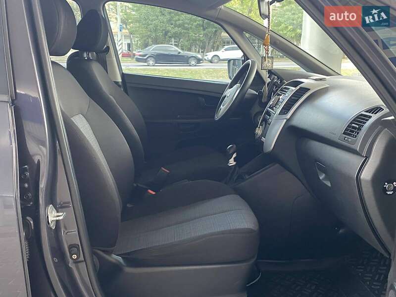 Микровэн Kia Venga 2012 в Николаеве фото 26 Микровэн Kia Venga 2012 в Николаеве