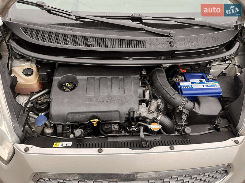 Микровэн Kia Venga 2011 в Борисполе