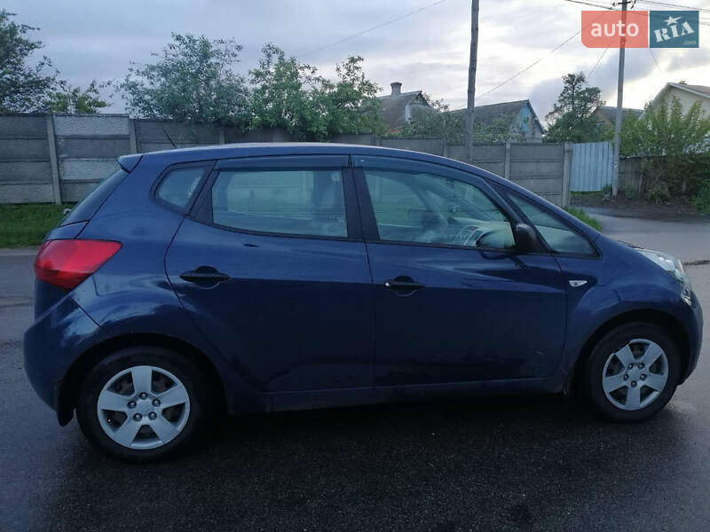 Микровэн Kia Venga 2012 в Киеве
