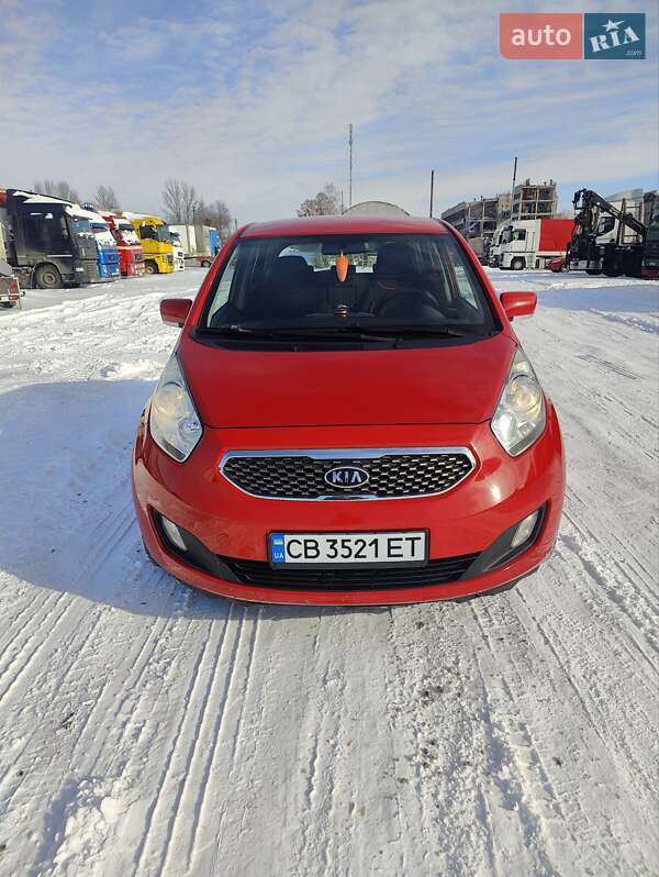 Микровэн Kia Venga 2011 в Чернигове фото Микровэн Kia Venga 2011 в Чернигове