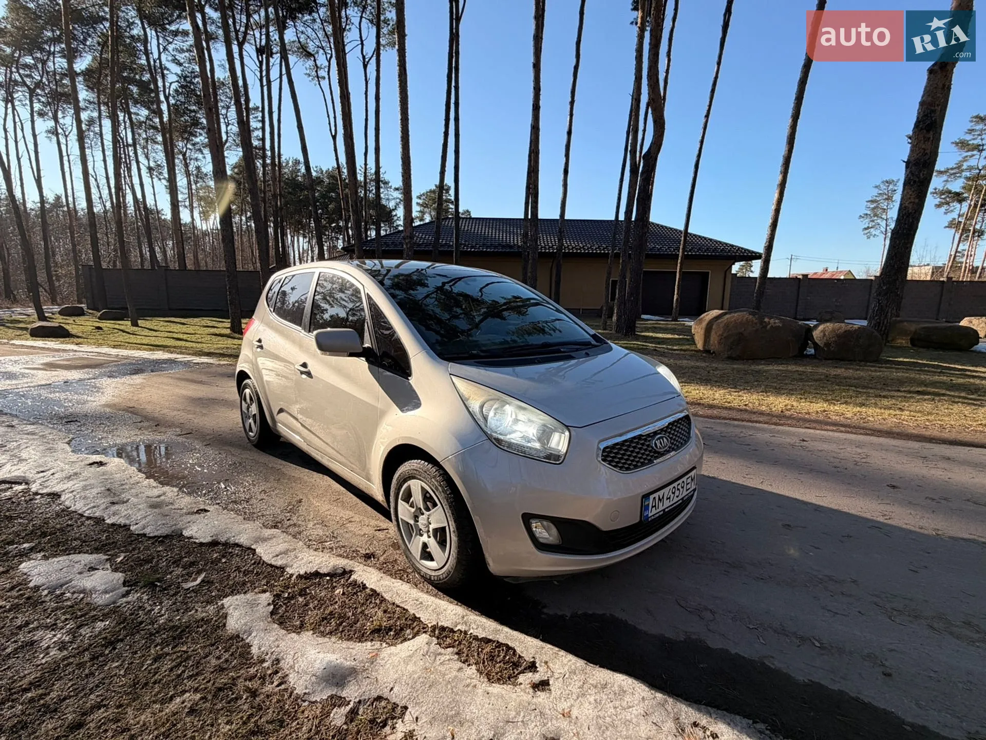 2010 Kia Venga - фото 1